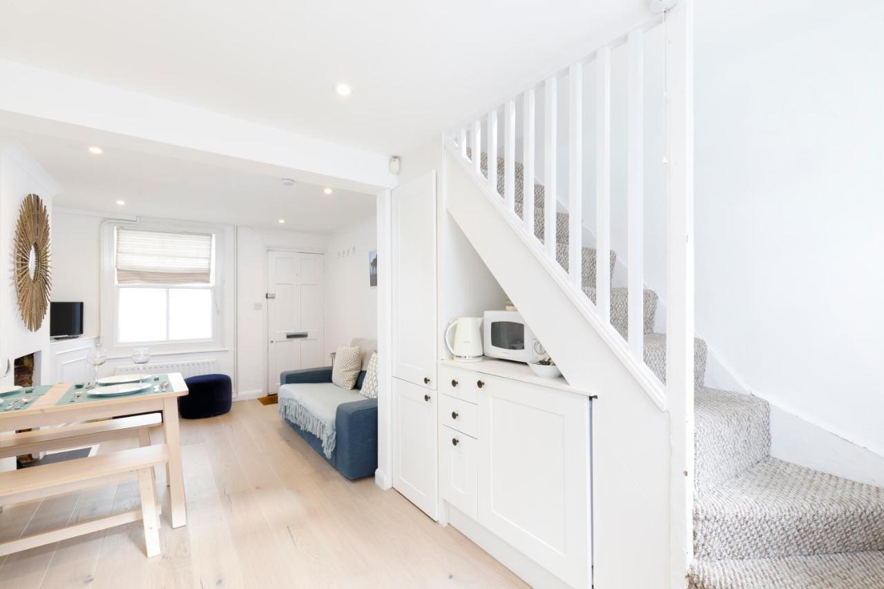 Central Quiet Cottage. Walk To Shops, Bars & Beach Brighton Exterior photo